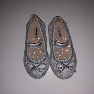 Baby flats